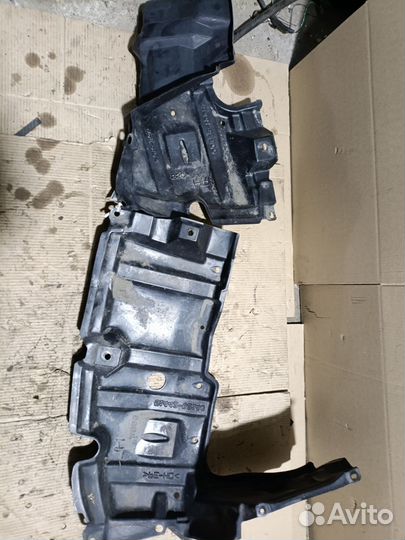 Защита двс Toyota Aqua NHP10