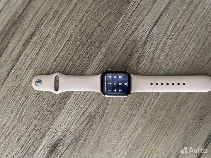 Часы apple watch se 40 mm