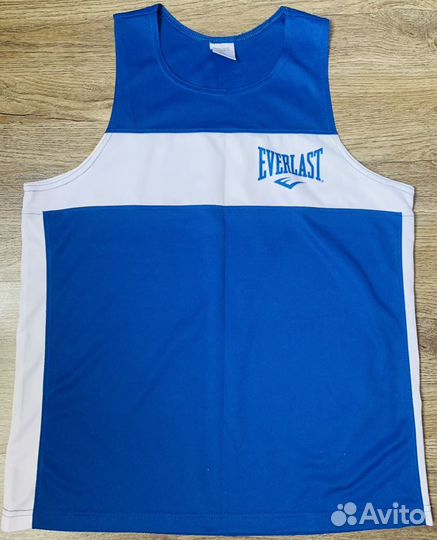 Форма для бокса. Боксерские перчатки Green Hill