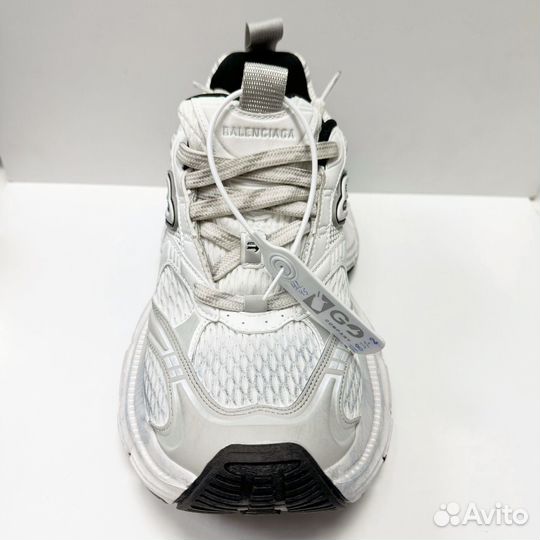 Balenciaga 10XL на руках