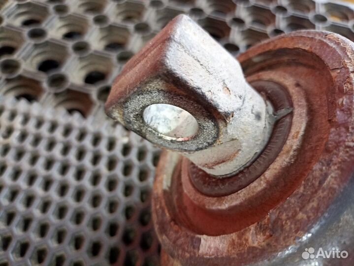 Тяга реактивная Volvo FH, Volvo FM