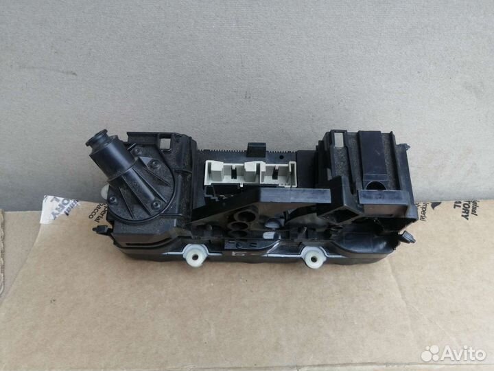 Блок управления печкой Volkswagen Passat B6