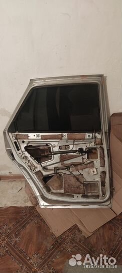 Дверь задняя левая priora седан