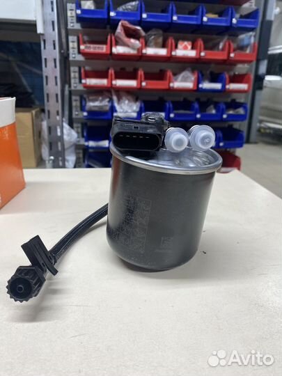 Топливный фильтр Mercedes A6510902952 KL912