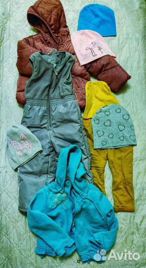 Много вещей для девочки от рождения до 2 лет