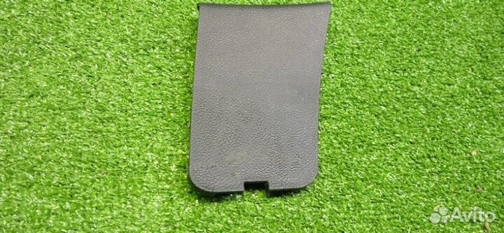 Накладка багажника задняя правая Kia Ceed JD G4FG