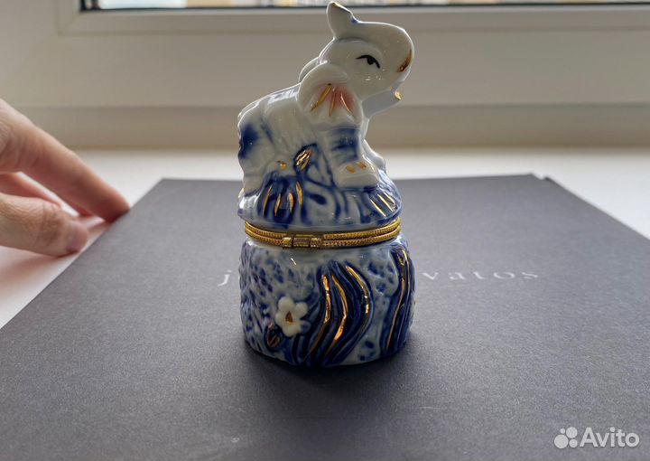 Шкатулка керамика слон