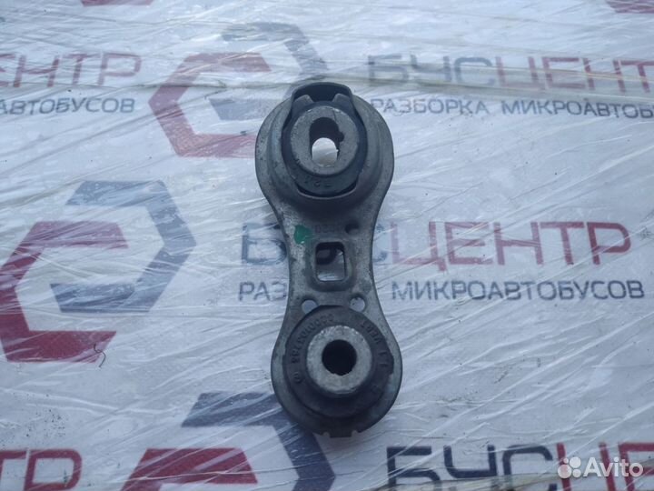 Опора двигателя правая Рено Меган 2, Сценик