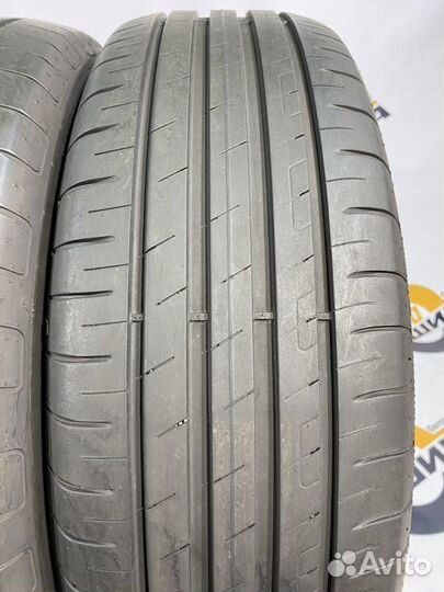 Goodyear EfficientGrip Performance 215/65 R17