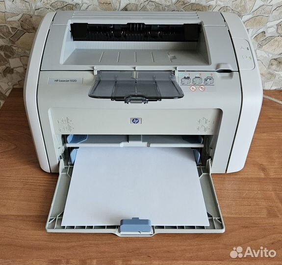 Лазерный принтер HP LaserJet 1020