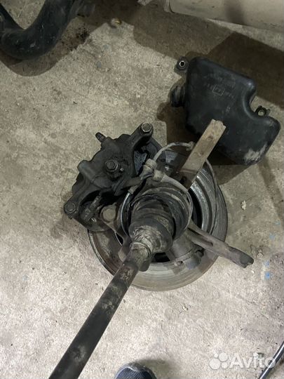 Ступицы передняя правая ниссан марч к11