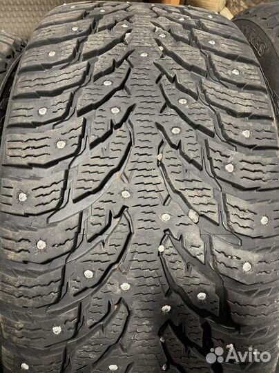 Nokian Tyres Hakkapeliitta 9 SUV 265/40 R21