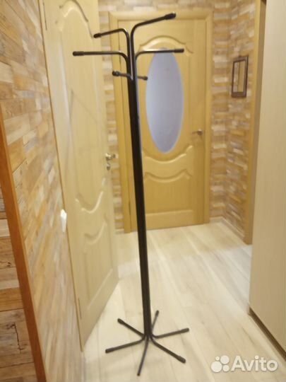 Вешалка напольная металлическая из Германии