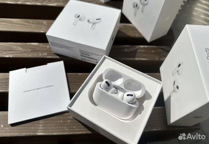 Беспроводные наушники Apple airpods pro