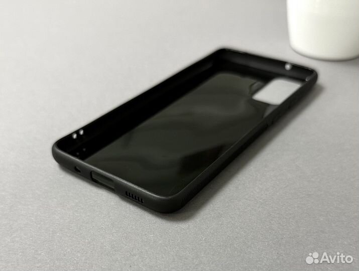 Чехол на Samsung Galaxy S20 под Карбон