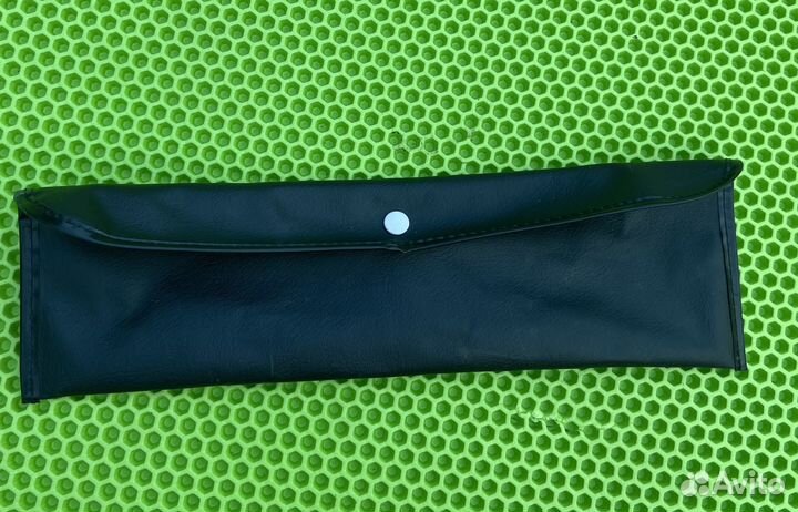 Буксировочный крюк Nissan с чехлом