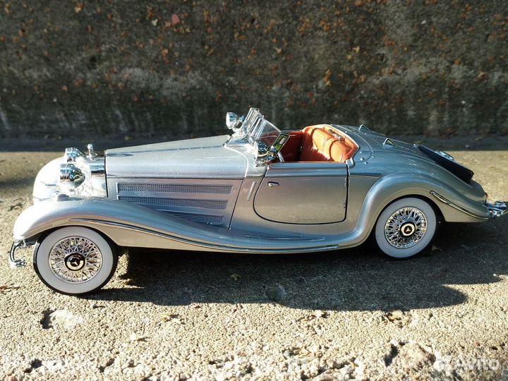 Серебристый Mercedes-Benz 500 K Spezial Roadster