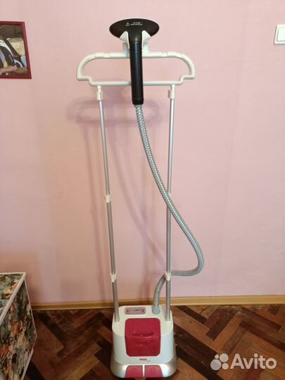 Отпариватель для одежды вертикальный