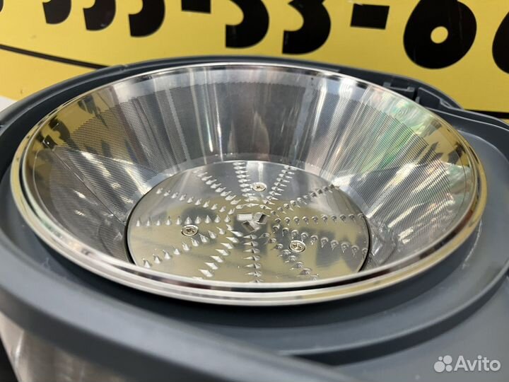 M.20243 NEW Соковыжималка Vitesse VS218