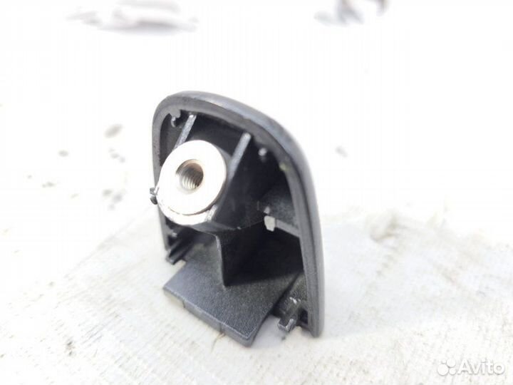 Накладка ручки двери передняя правая Toyota Camry