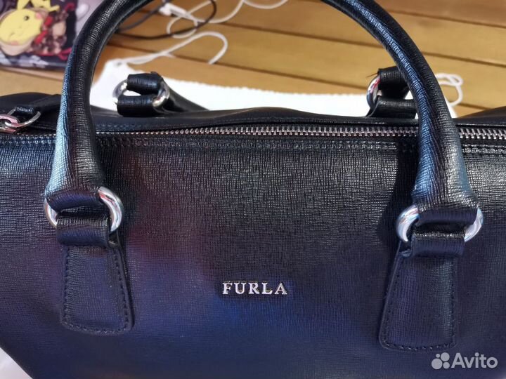 Сумка итальянской фирмы Furla, оригинал