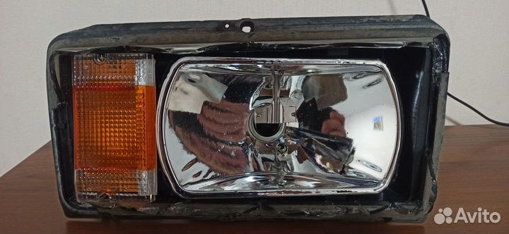 Блок-фара правая ваз 2105, 2107, 2104 (Разбито сте