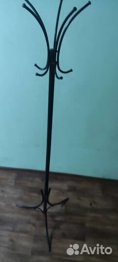 Вешалка напольная