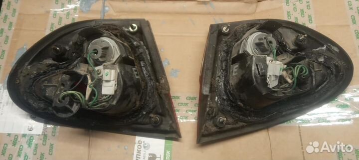 Фонарь задний Nissan Almera N15