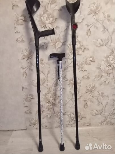 Медицинский костыли