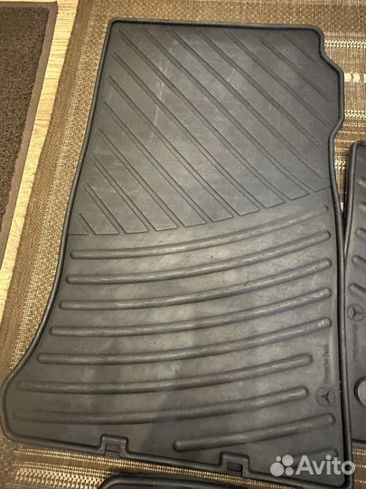 Автомобильные коврики резиновые оригинал Мерседес