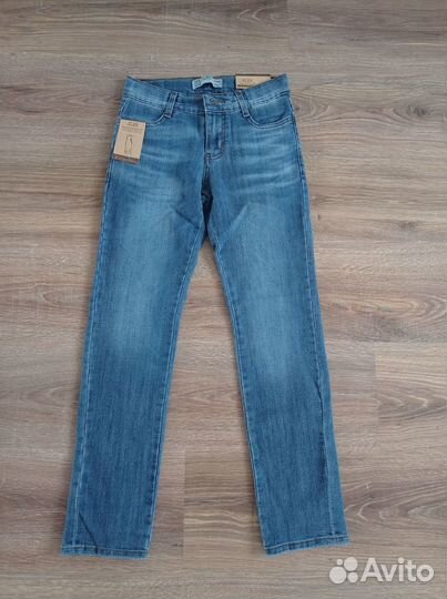 Продам джинсы на мальчика