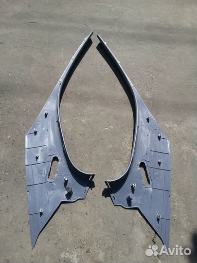 Накладки задних стоек Hyundai Accent