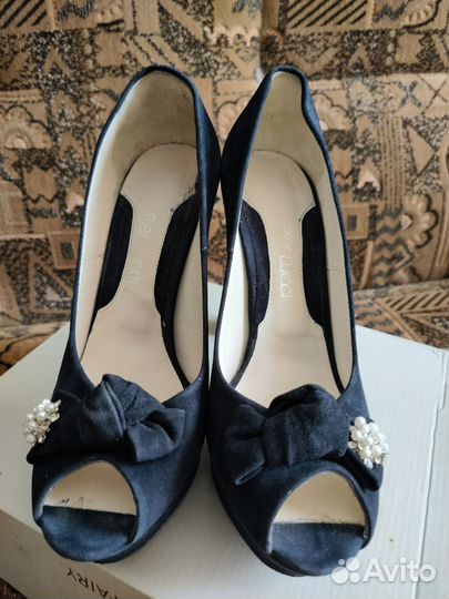 Туфли женские 39 размер черные
