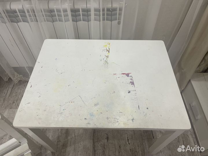 Детский столик