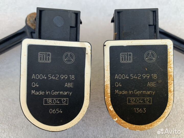 Датчик уровня наклона кузова Mercedes A0045429918