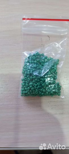 Бисер мелкий