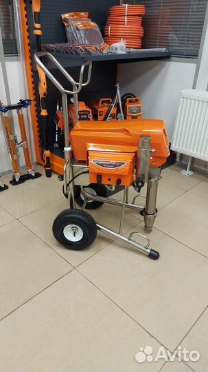 Шпаклевочный и окрасочный аппарат