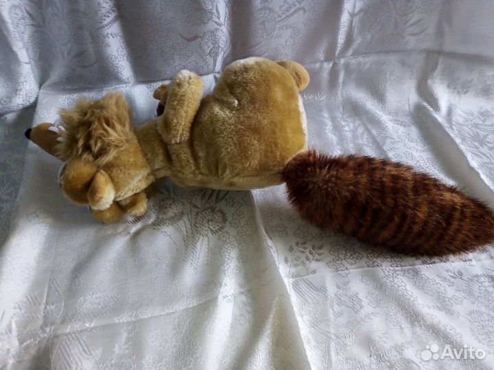 Музыкальная игрушка Белка из Ледникового периода