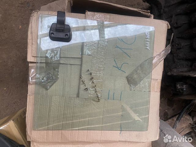 Стекло глухое Ford Transit 2006-2014