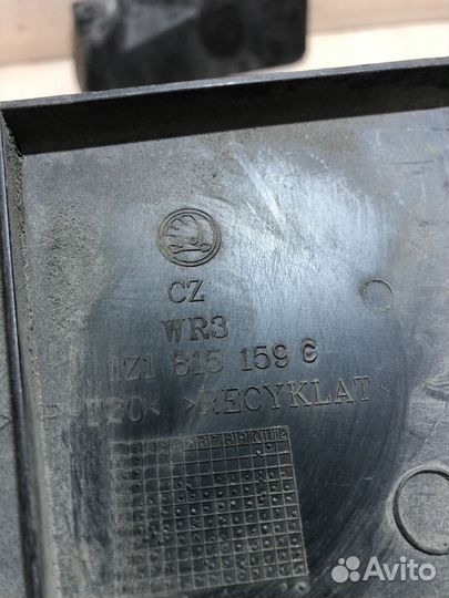 Заглушка воздуховода Skoda Octavia A5