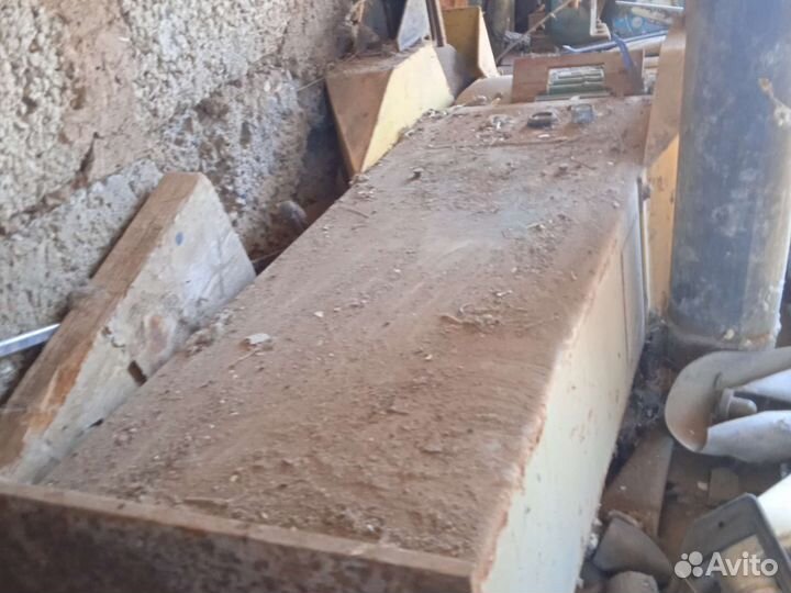 Станок точильный