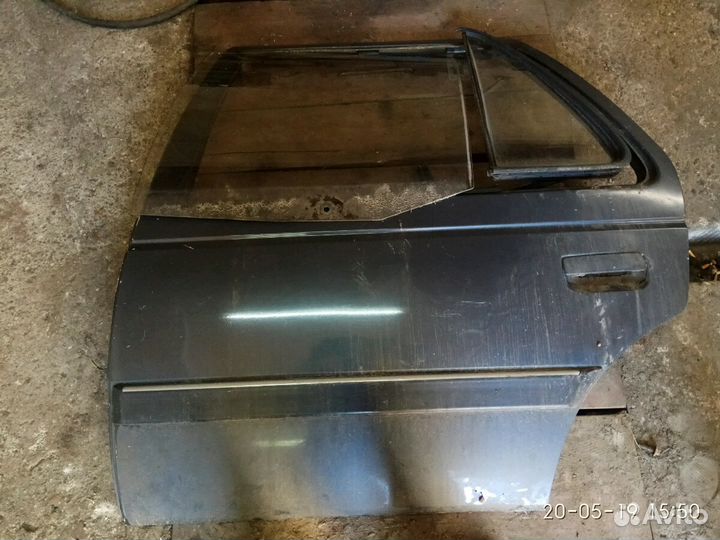Задняя левая дверь 405 peugeot универсал