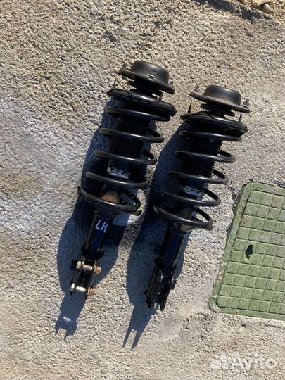 Передние стойки в сборе Хендай Акцент