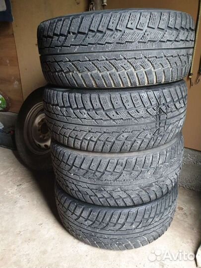 Kumho I'Zen RV Stud KC16 255/55 R18