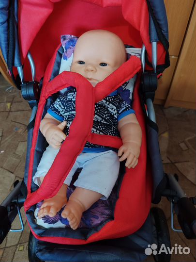 Коляска для кукол