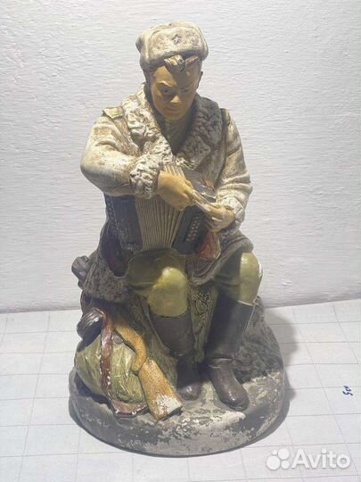 Статуэтка гипсовая