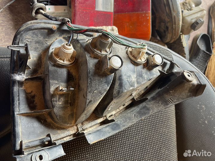 Фонарь правый hyundai lantra 2