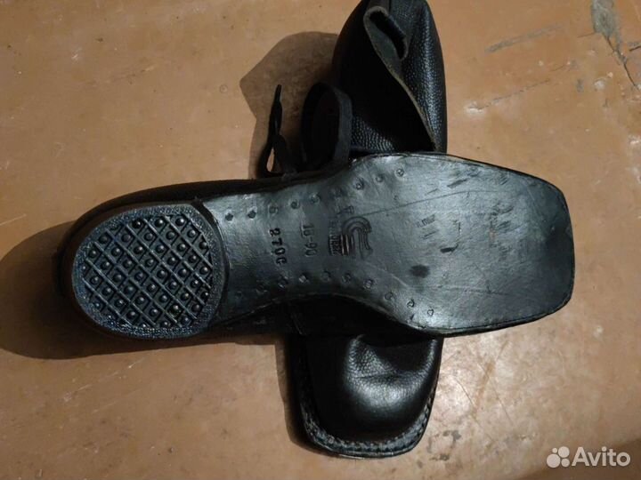 Ботинки лыжные