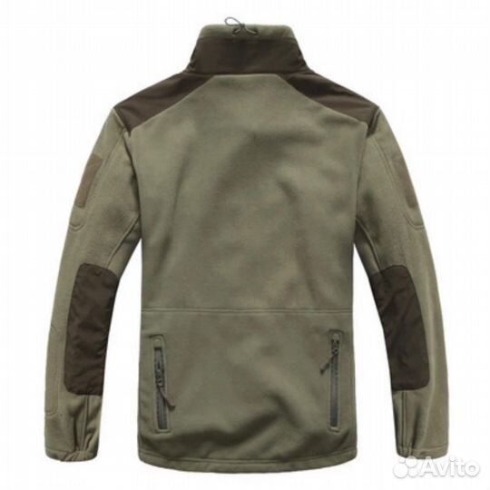 Военная куртка/кофта флисовая с шевронами