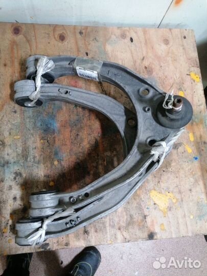 Рычаг передний верхний Porsche Cayenne 9PA